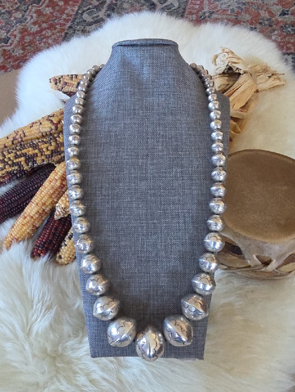Fabulous Vintage Native American Navajo Large Handmade Sterling Pearl Necklace🩶